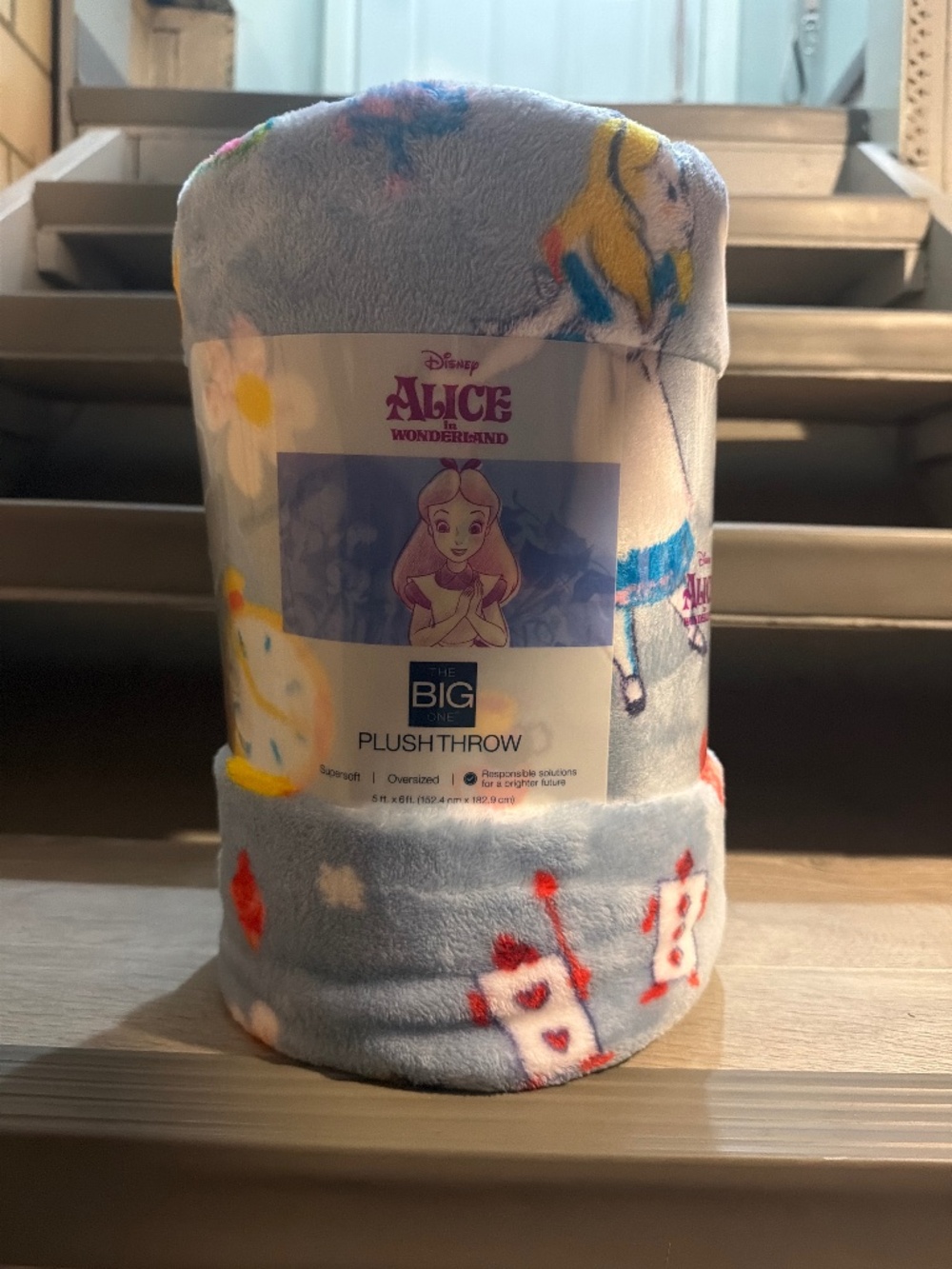 Alice in wonderland the big one throw